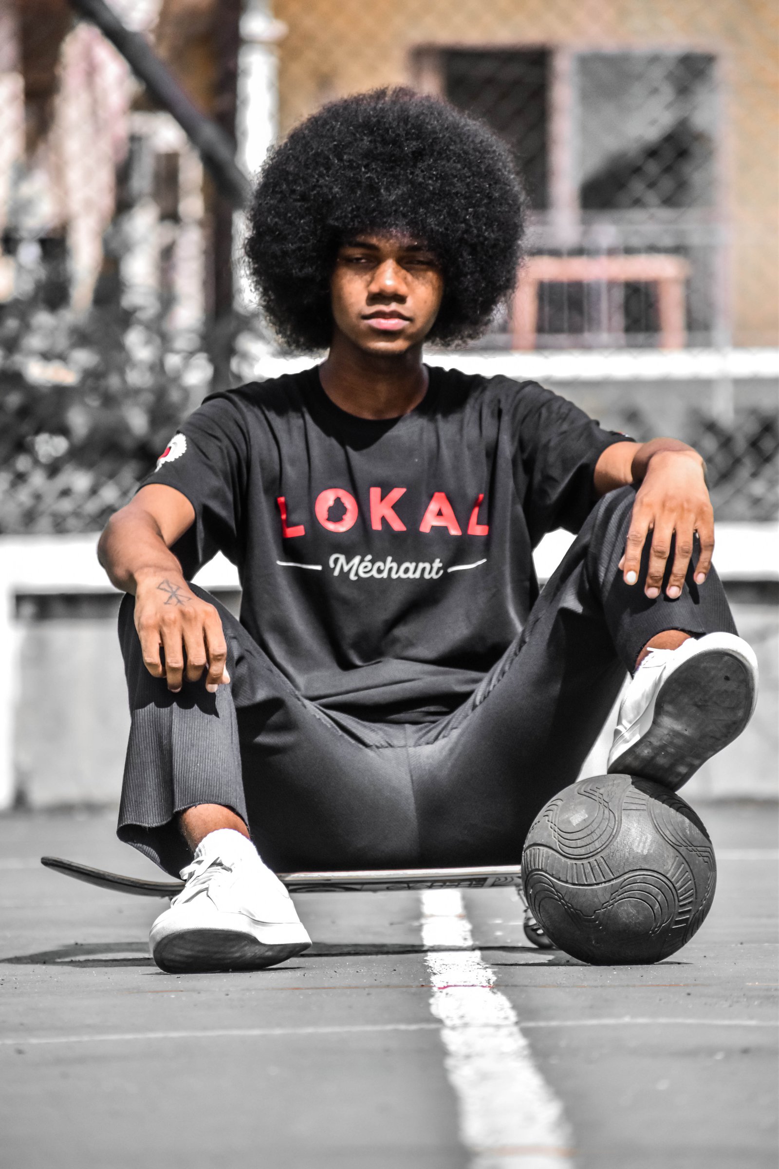 Lokal Méchant