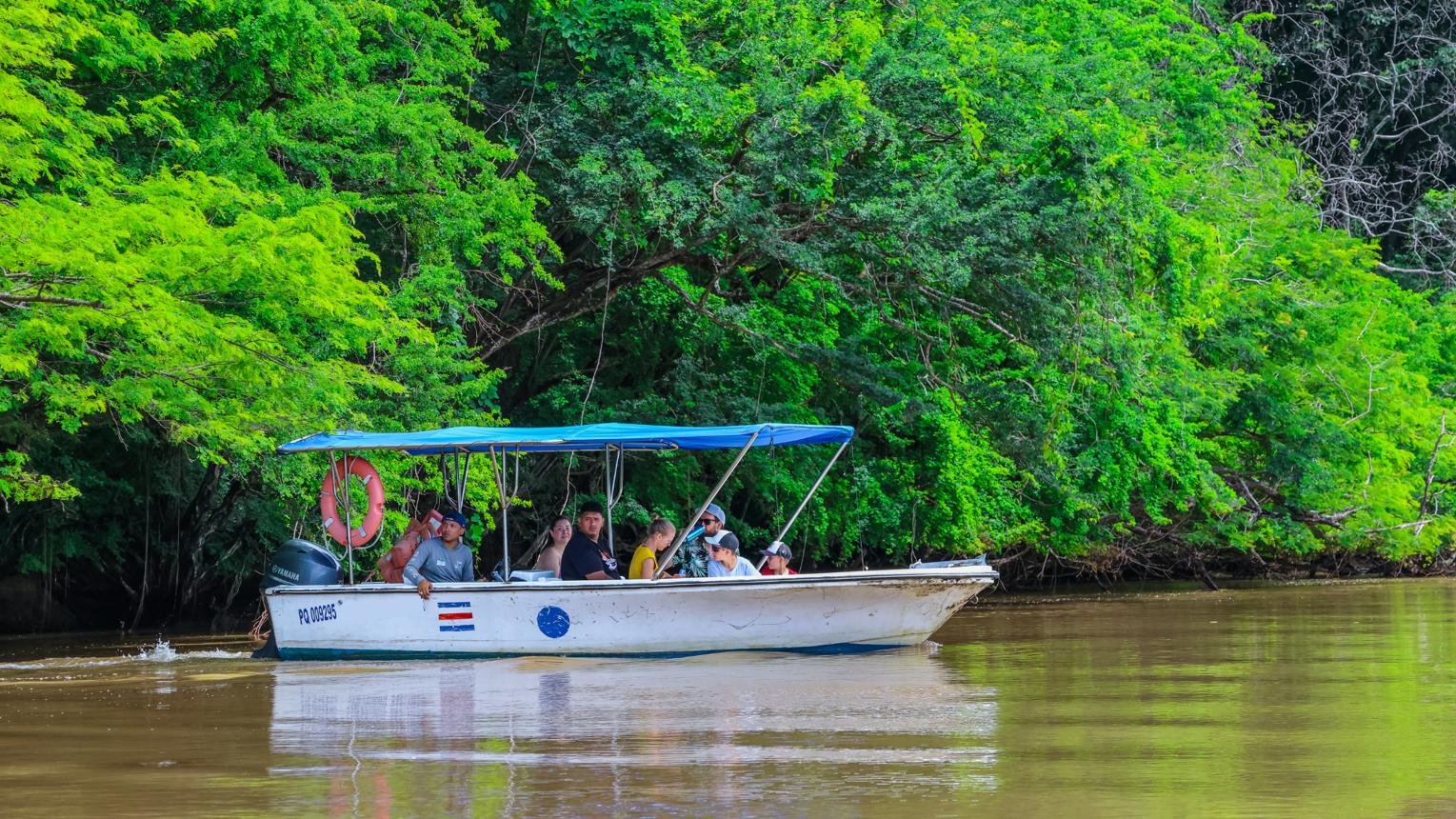 You are currently viewing Top Adventure Activities to Do in Mauritius 2026 With Family