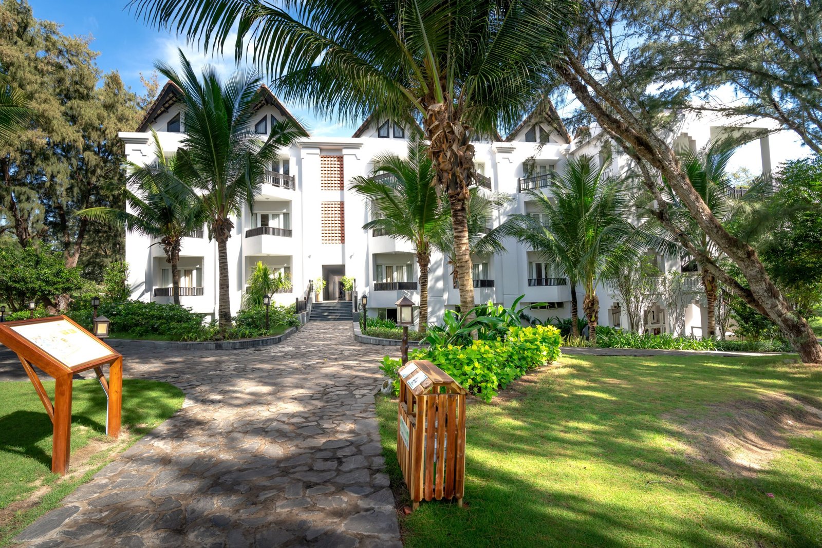 You are currently viewing Best 4 Star Hotels in Mauritius